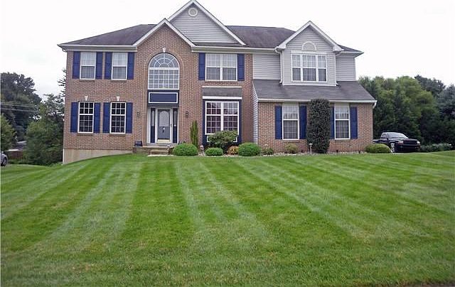 Brick and Vinyl "Hancock" Colonial