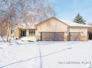 516 Cardinal Pl, Mankato, MN 56001