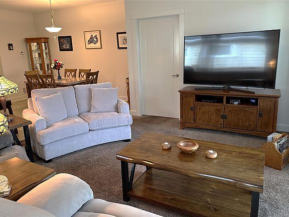 5th image of 3647 Vermont Pl #14