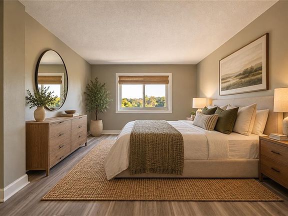 4th image of 2285 Peachtree Rd #802