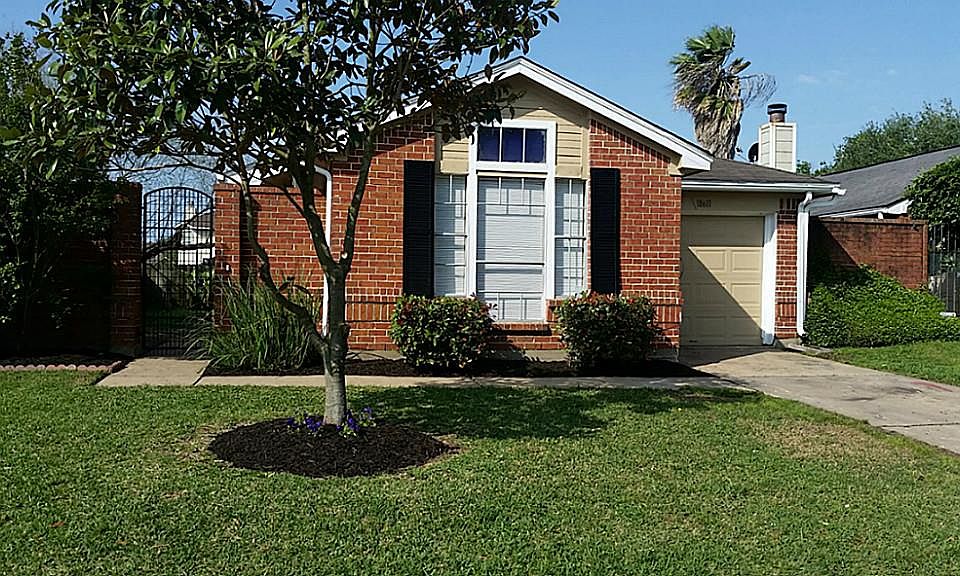1st image of 18611 Willow Moss Dr