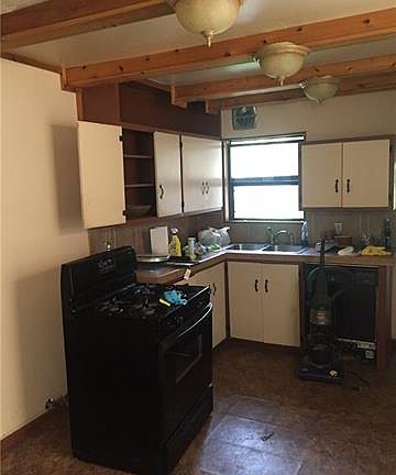3rd image of 2201 Vine St