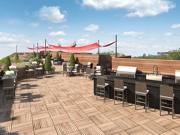 JRooftop Views - Relax, Cook or Just Chill @ the J-Roof!