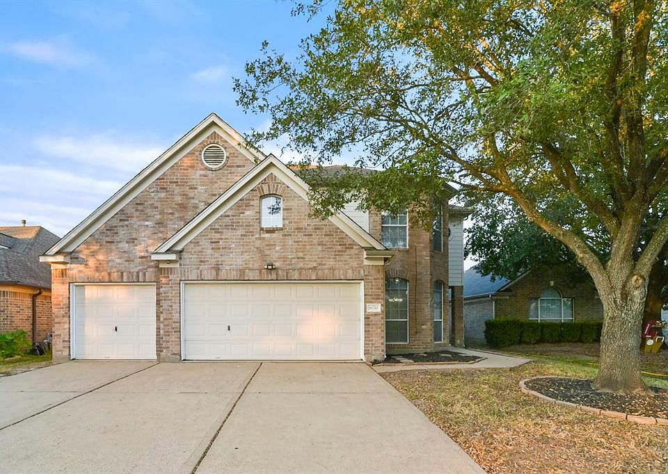 1st image of 16710 Town Glade Drive