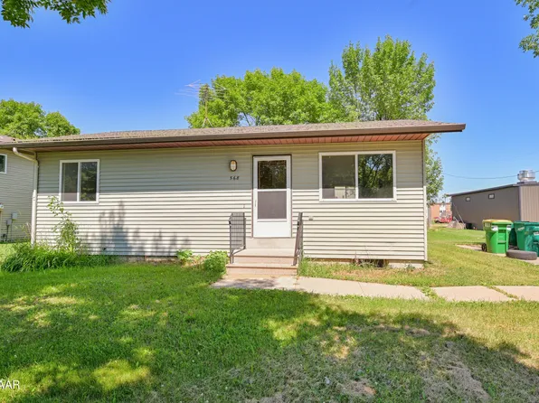 568 4th St SE, Mayville, ND 58257