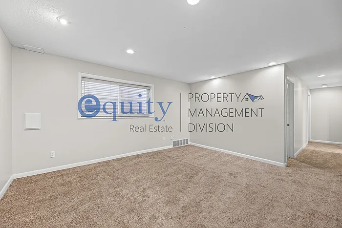 7102 E Brookhill Dr — Photo 14