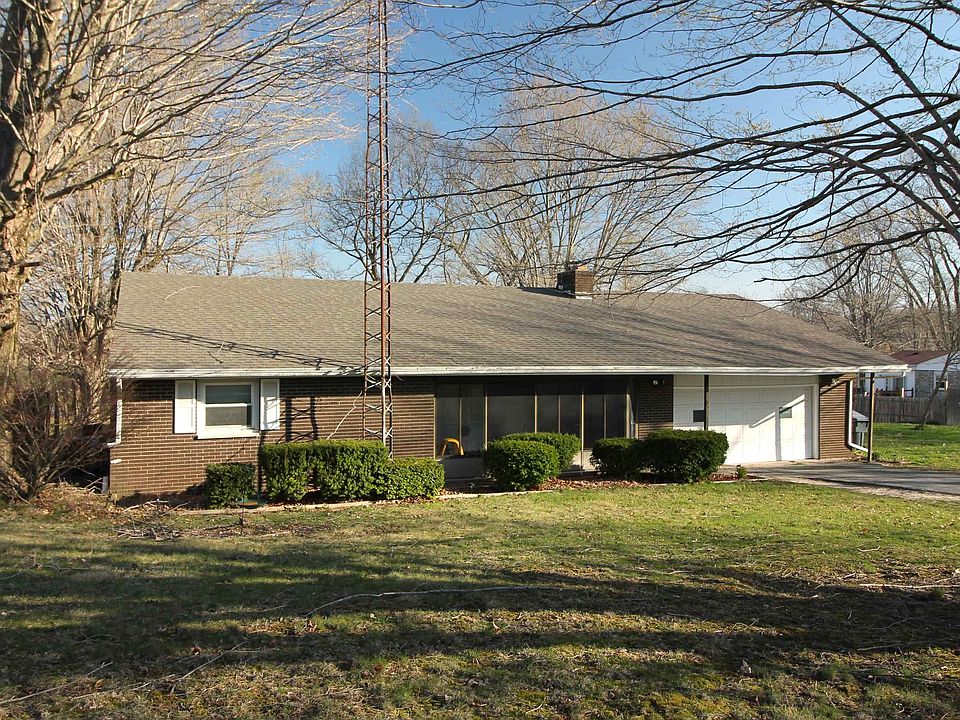 1st image of 603 Lakeside Dr