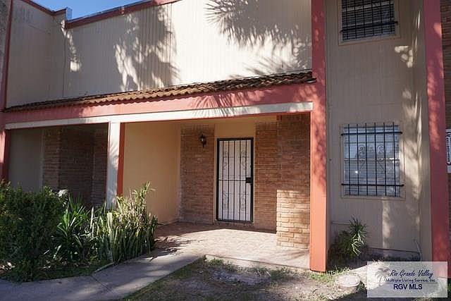 1st image of 25 Palmetto Ct Unit 25