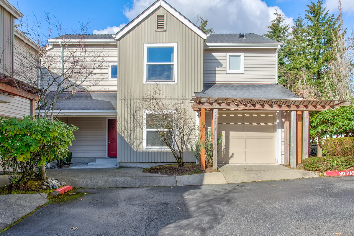 Building Photo - 2957 142nd Pl SE #F9