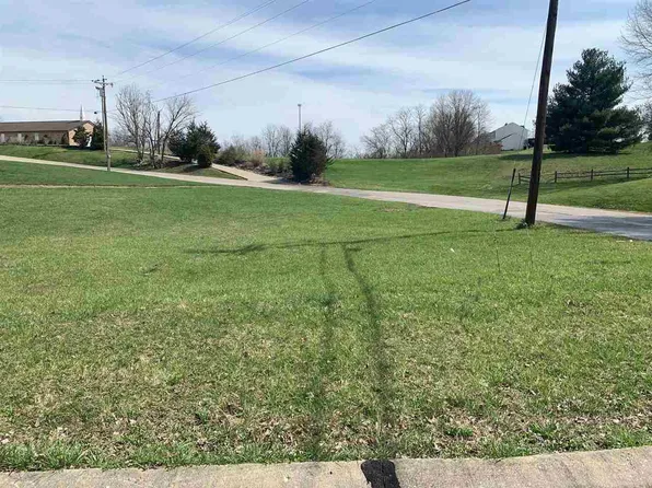 8930 Seamark Ct, Alexandria, KY 41001