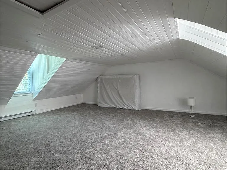 828 W Gordon St — Photo 17