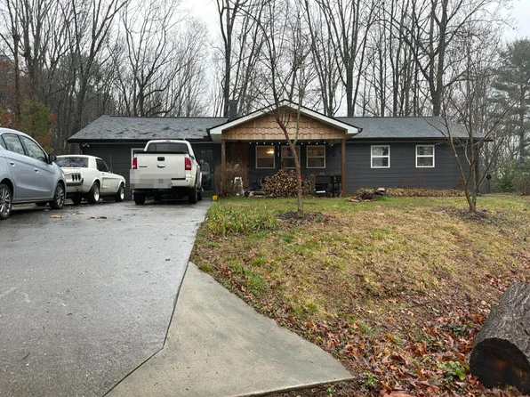 206 Sherri Leigh Est, Ellijay, GA 30540