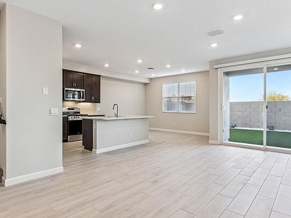 4th image of 5824 E ROSE GARDEN Lane