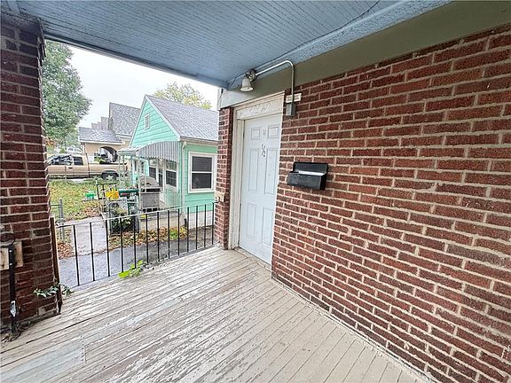 3rd image of 117 N Bellaire Ave