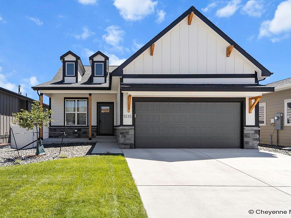 1st image of 5135 Carla Dr