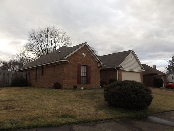 3rd image of 4605 Tracy Lynn Dr