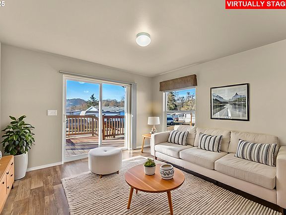 3rd image of 201 NE Peggy Ave #13