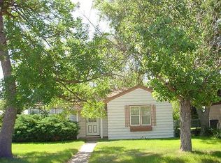 180 Columbia Dr, Julesburg, CO 80737