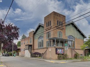 4511 SE Main St, Portland, OR 97215