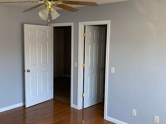 5th image of 325 Joyce Dr