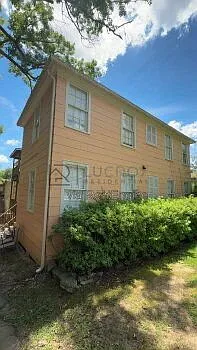 Studio, 974 sqft, $1,100 — Photo 2