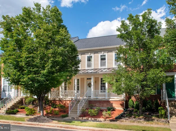 4506 Javins Pl, Woodbridge, VA 22192