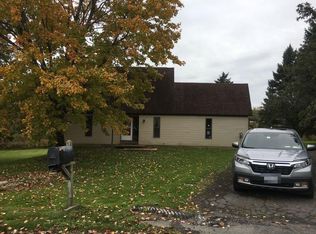 3610 Wildflower Cir, Syracuse, NY 13215