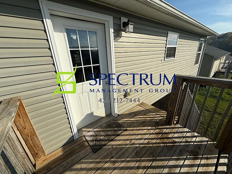 3305 Parker Blvd — Photo 14