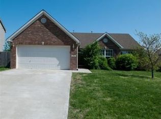 169 Hawthorne Dr, Georgetown, KY 40324