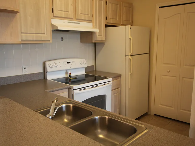 5703 Legacy Crescent Pl #304 — Photo 2