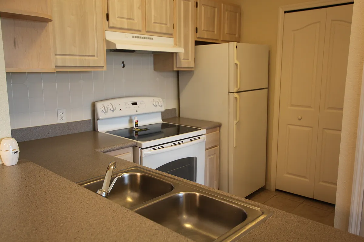 Photo 2 of 19 - 5703 Legacy Crescent Pl #304 - Riverview, FL Building Photo - 5703 Legacy Crescent Pl #304