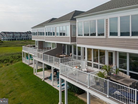 4th image of 38221 Tidewater Ct APT 1224