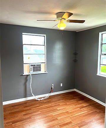 3rd image of 1520 Kenneth St #4