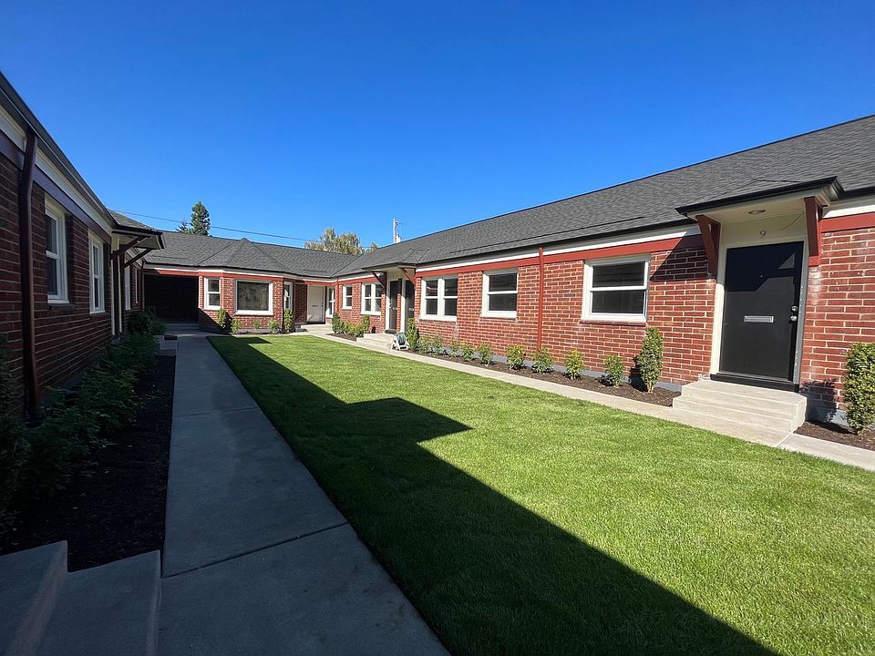 1st image of 6411 N Albina Ave APT 9