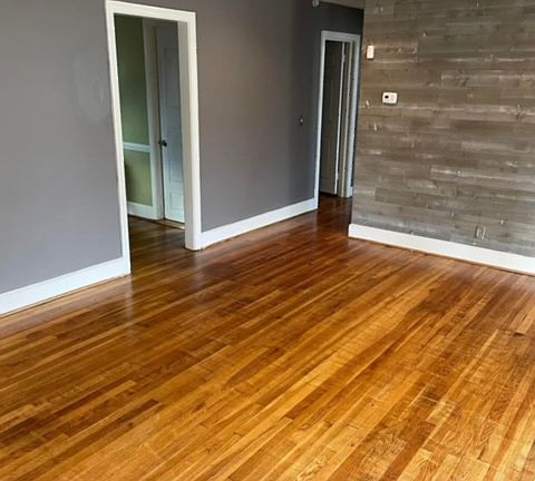3rd image of 3938 Edmond Dr