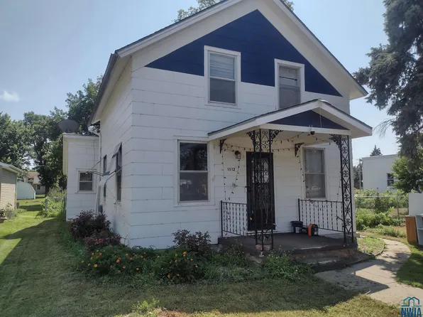 1512 Broadway St, Dakota City, NE 68731