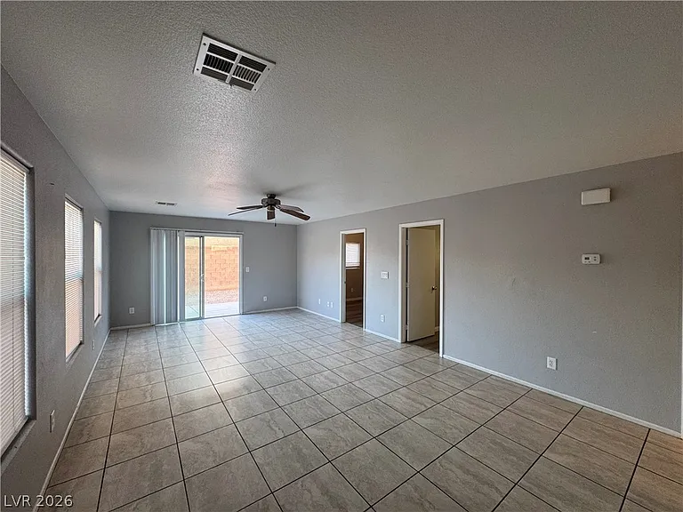 11695 Tierney Creek Dr — Photo 7