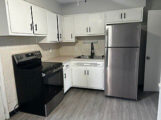 3rd image of 6360 Ambleside Dr #C