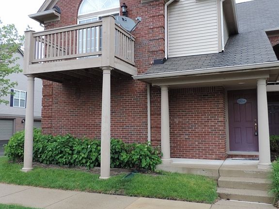 2nd image of 28266 Carlton Way Dr #1