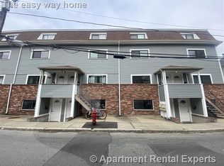 17 Suffolk St #B, Cambridge, MA 02139