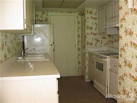 4th image of 2630 Highlands Blvd APT D