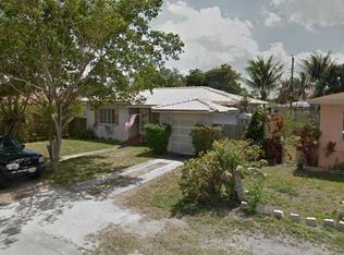 290 NE 111th St, Miami, FL 33161