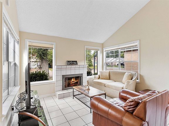 5th image of 7530 Lemma Dr