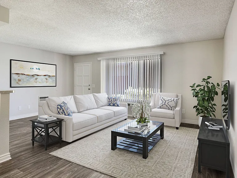 Casa Madrid Apartments — Photo 4
