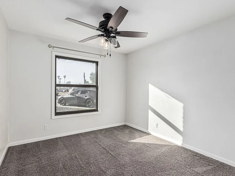 1420 N Rose St — Photo 19