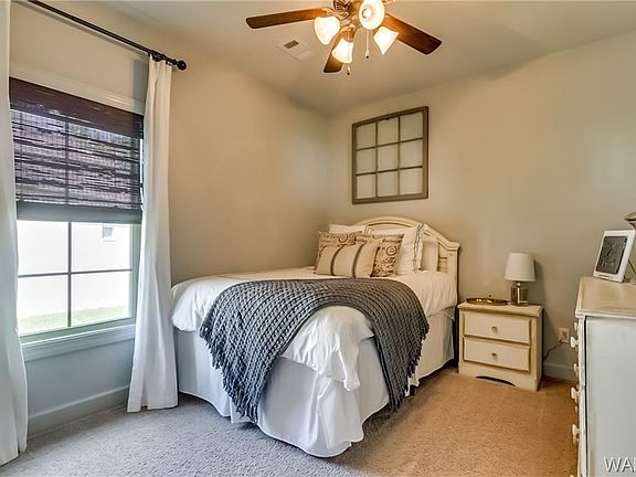 4th image of 2114 Waterford Cir