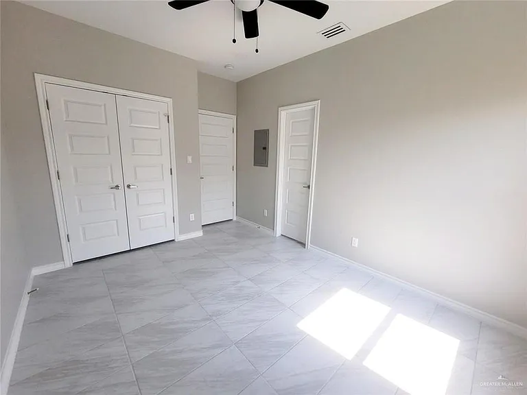 1409 Alta Vista Dr #3 — Photo 6