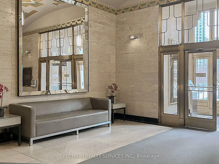637 Lake Shore Blvd W #328 — Photo 3