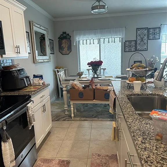 1339 Madison Cir — Photo 5
