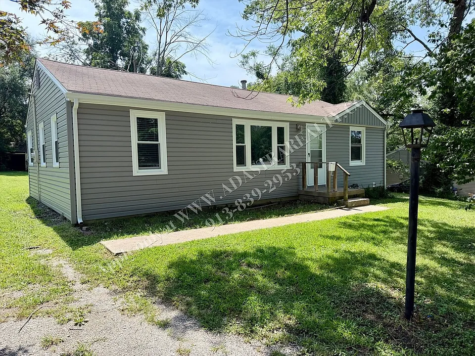 11315 E 77th Ter
